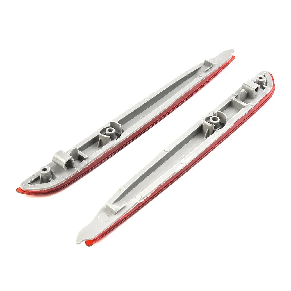 ABS Plastic Red Rear Bumper Bar Reflector Rear Bumper Reflector For Mazda 3 BL 2009~2013 1011108 Accessories For Vehicles